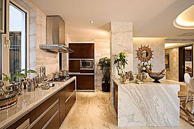 《十三机兵防卫圈》NS正式上线 官方发布贺图